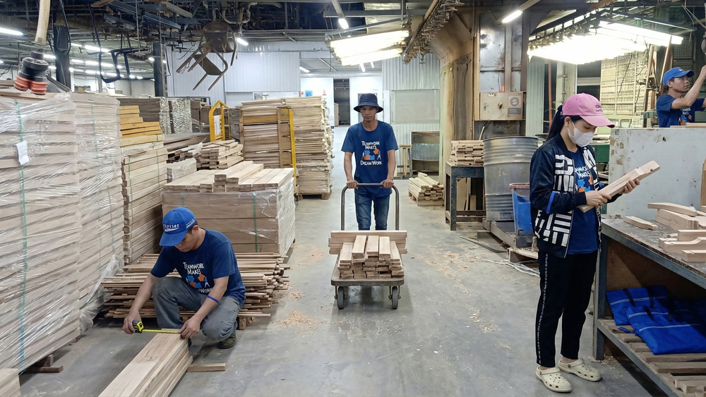 Hinh anh Nha may Tan hoa Furniture 1b